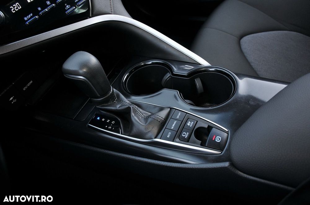 Toyota Camry 2.5 Eco - 7