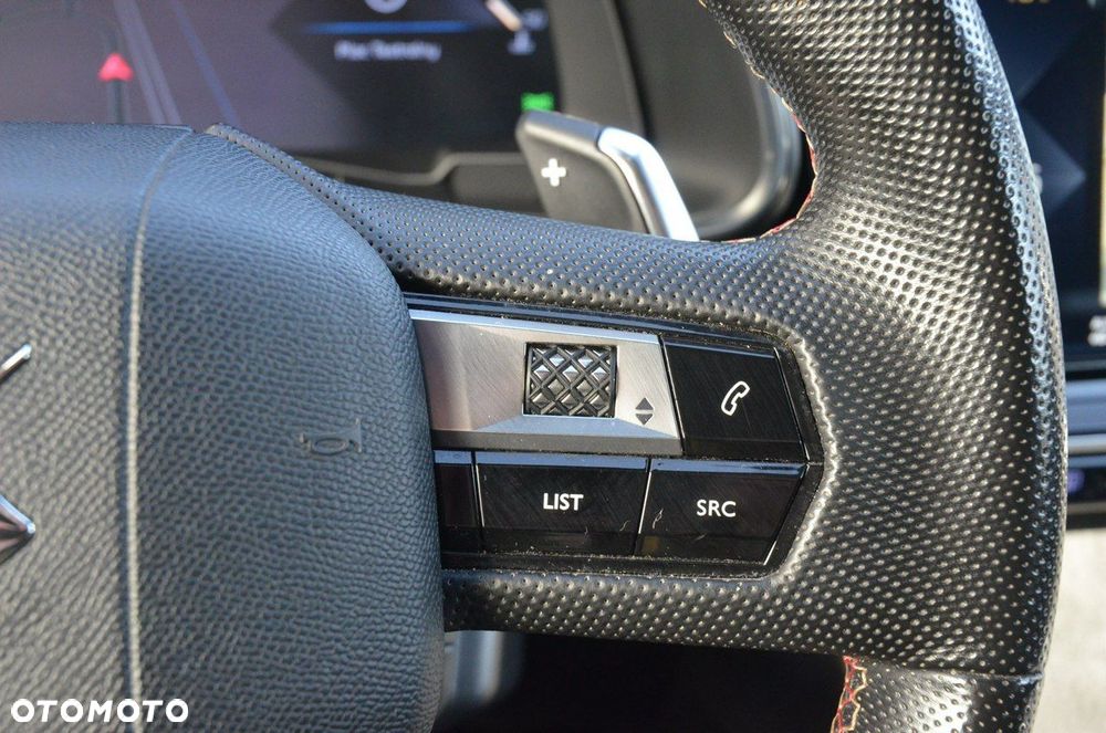 DS Automobiles DS 7 Crossback 2.0 BlueHDi Performance Line + - 25