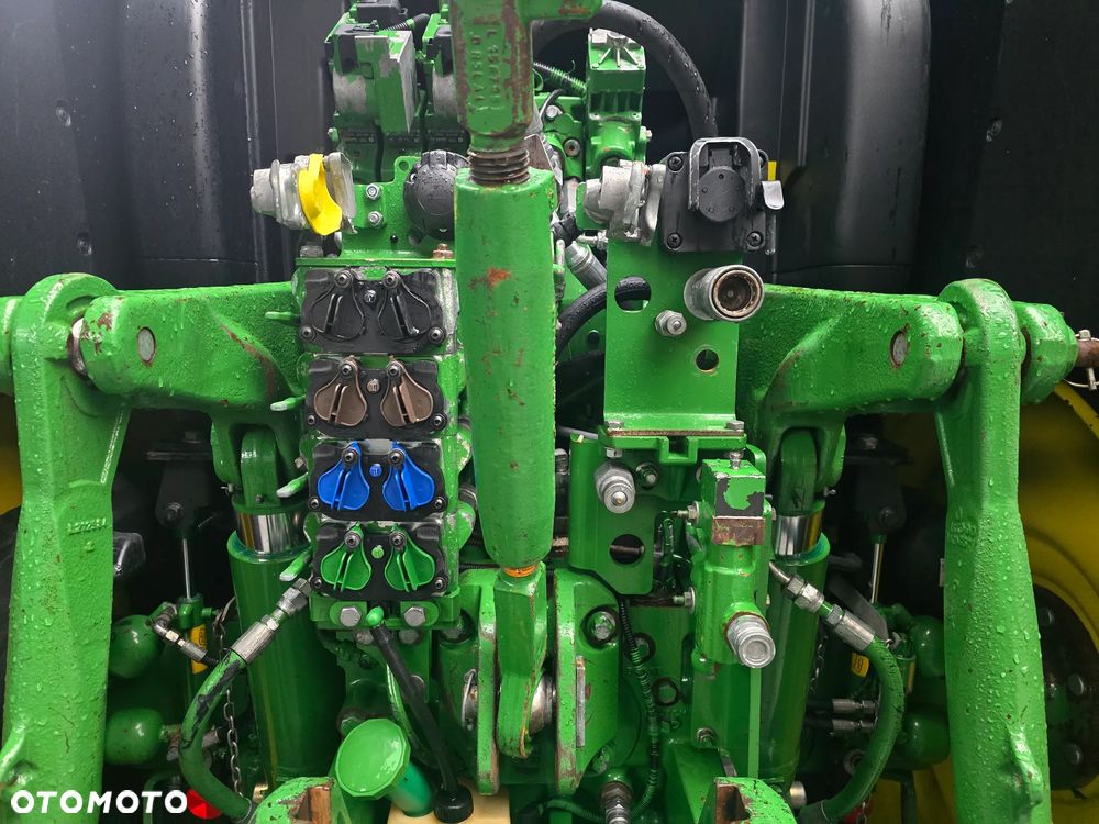 John Deere 6155r - 8