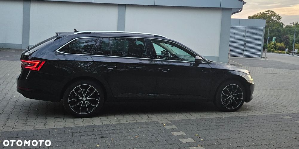 Skoda Superb 2.0 TDI 4x4 Ambition - 5