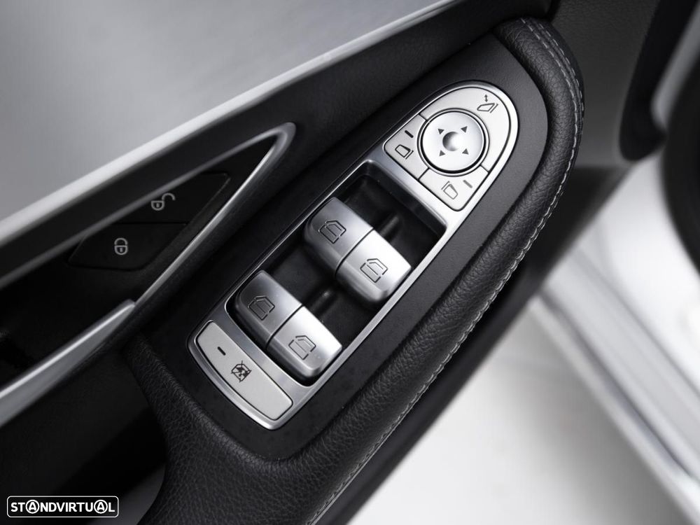 Mercedes-Benz C 200 - 14