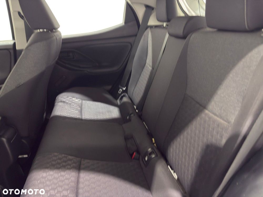 Toyota Yaris - 22