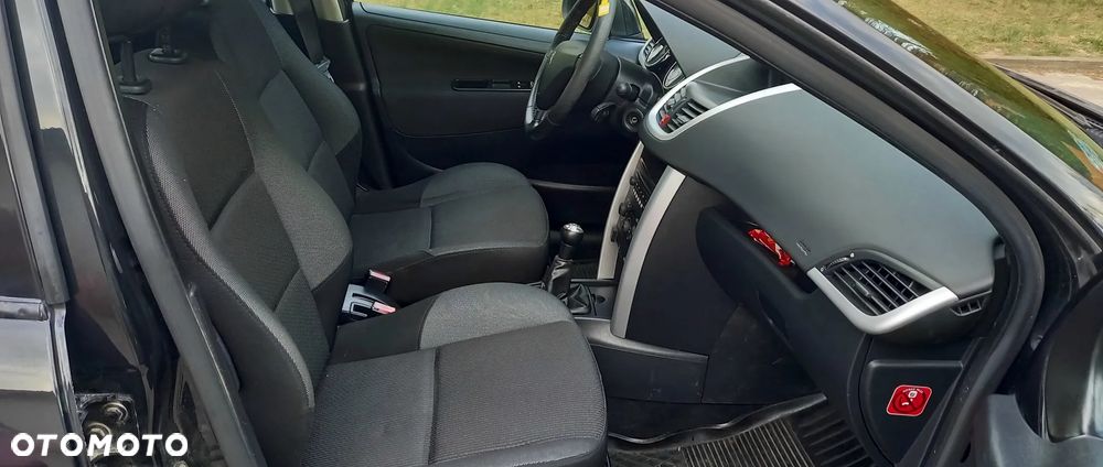 Peugeot 207 1.4 16V Sporty - 8