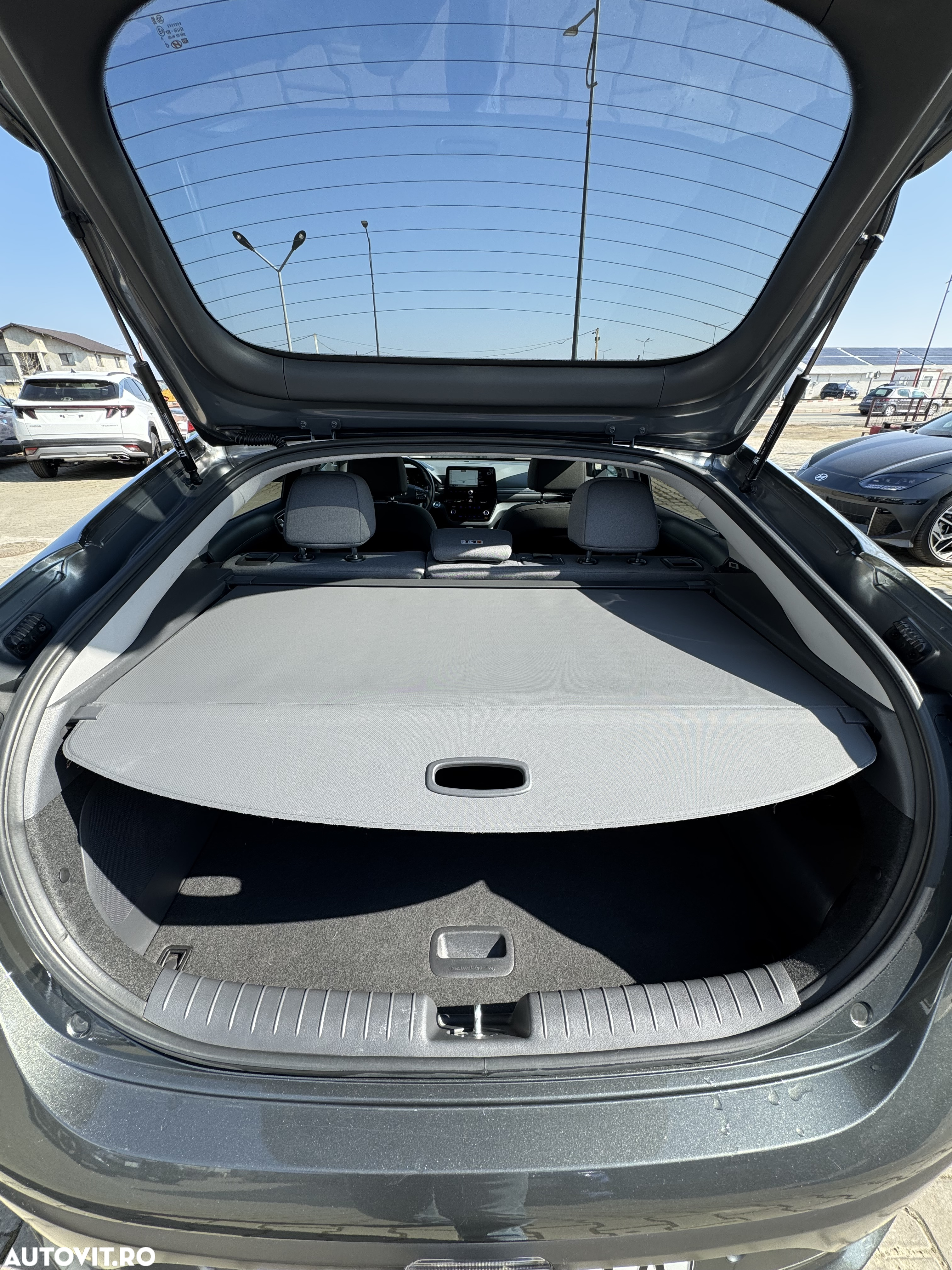 Hyundai IONIQ Plug-In Hybrid 1.6 141CP Exclusive - 14