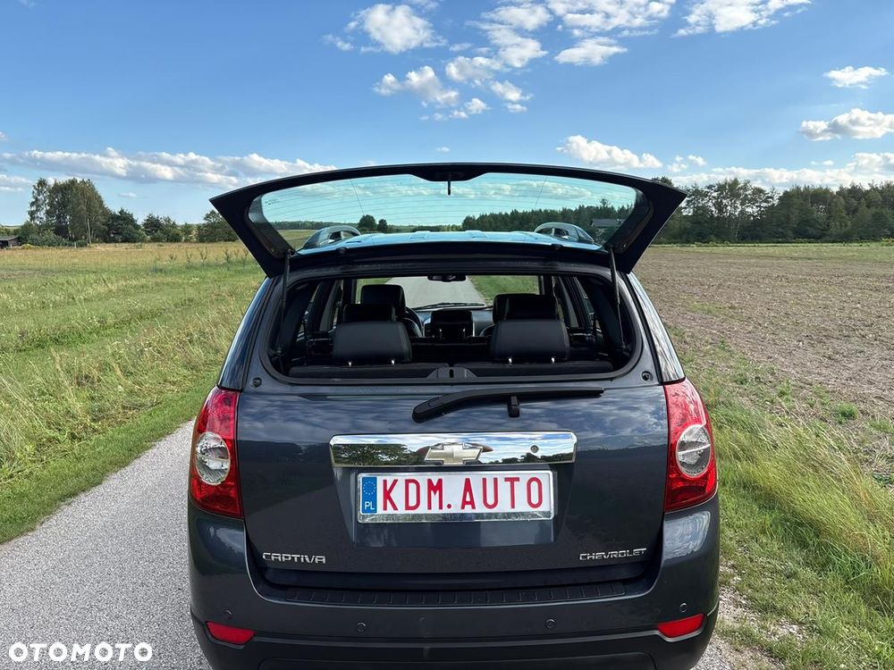 Chevrolet Captiva 2.4 4WD 7 Sitzer LT - 25
