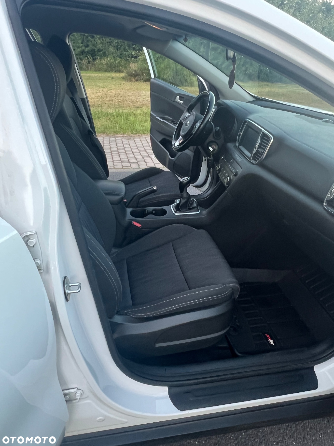 Kia Sportage - 12