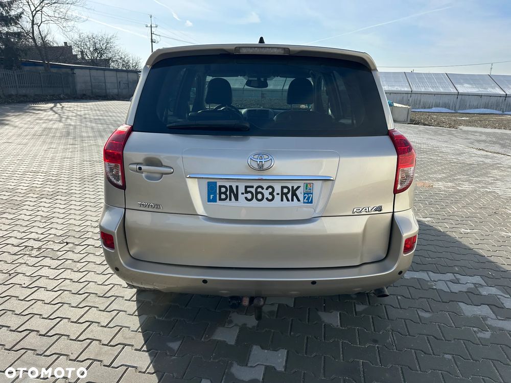 Toyota RAV4 2.2 D-4D 4x4 - 7