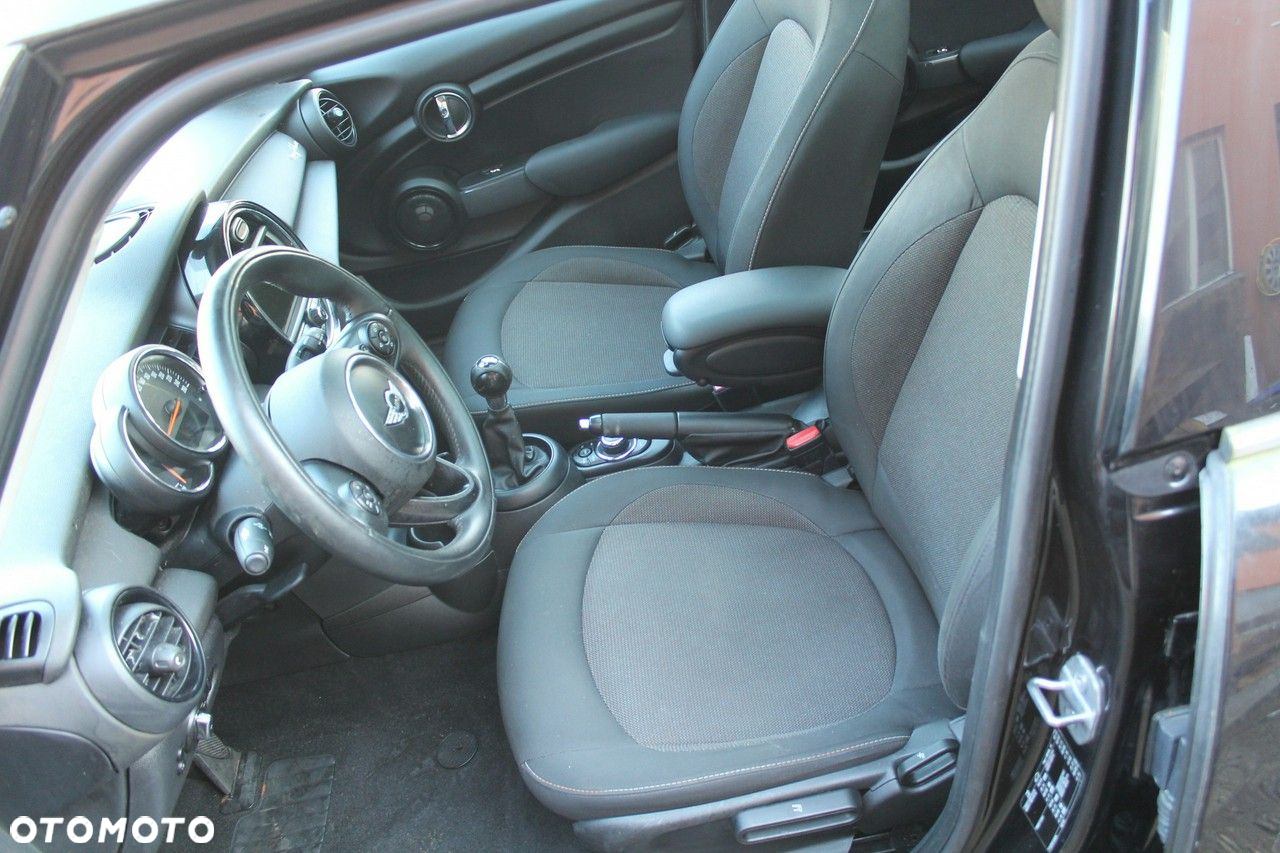MINI ONE Standard - 10