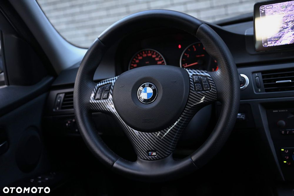 BMW Seria 3 - 24