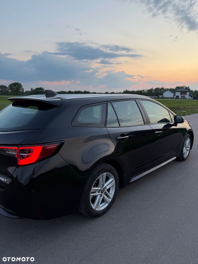 Toyota Corolla 1.8 Hybrid Club - 15