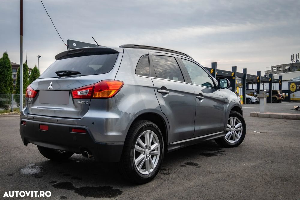 Mitsubishi ASX - 4