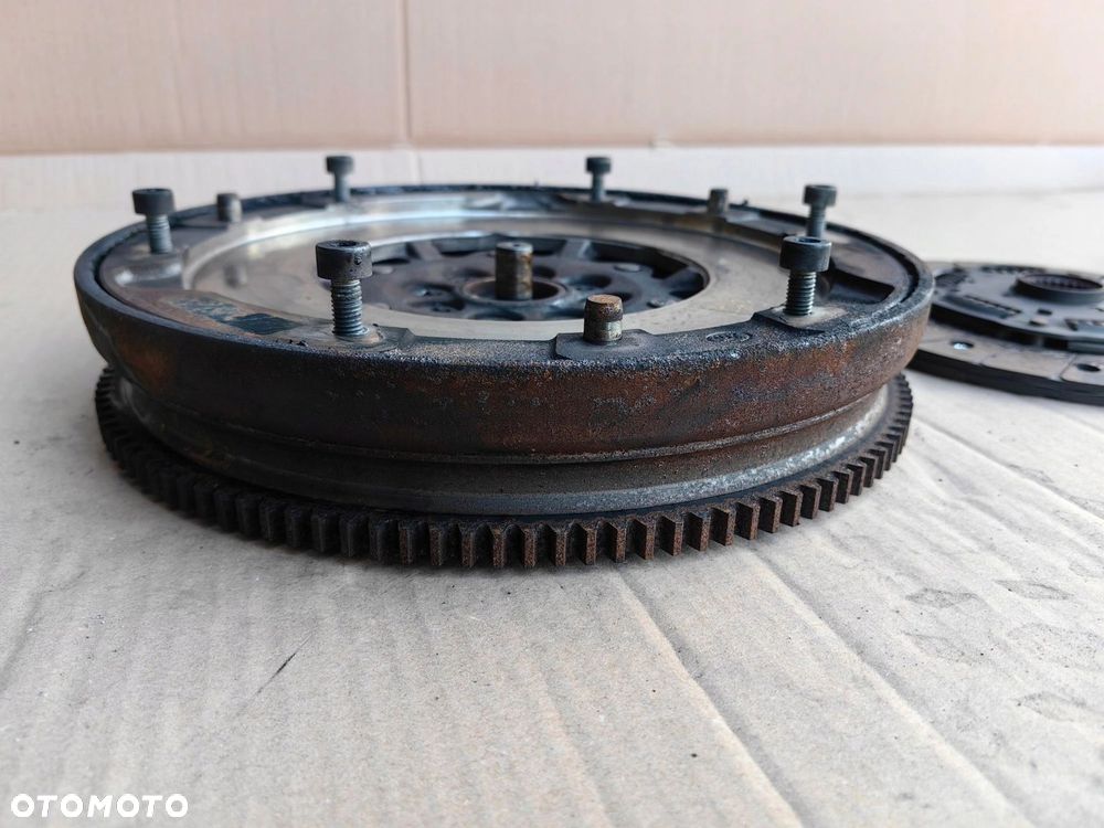 Sprzęgło BMW e81 e82 e87 e88 N47S 123d 204KM dwumas tarcza docisk - 3