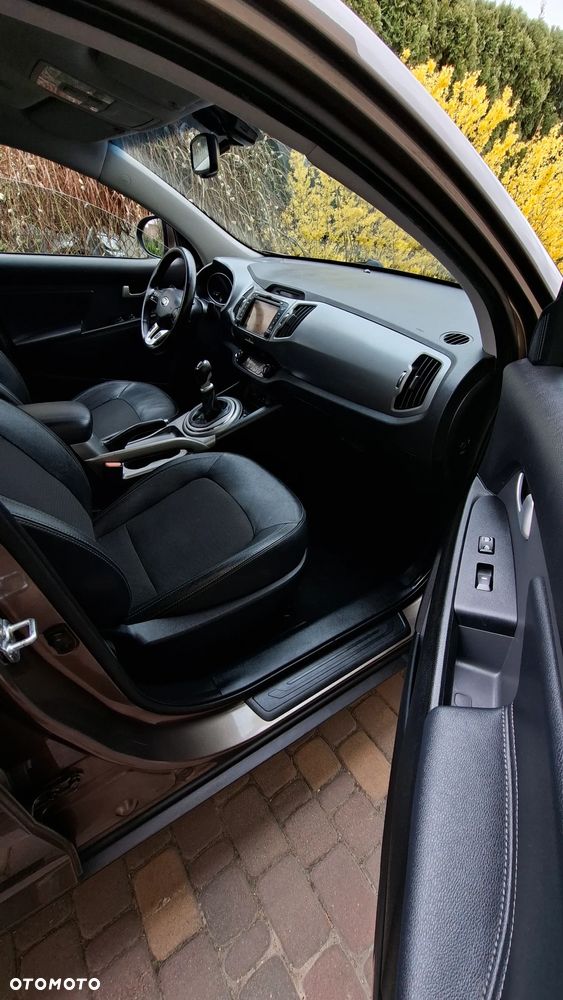 Kia Sportage 1.6 GDI 2WD Dream-Team Edition - 23