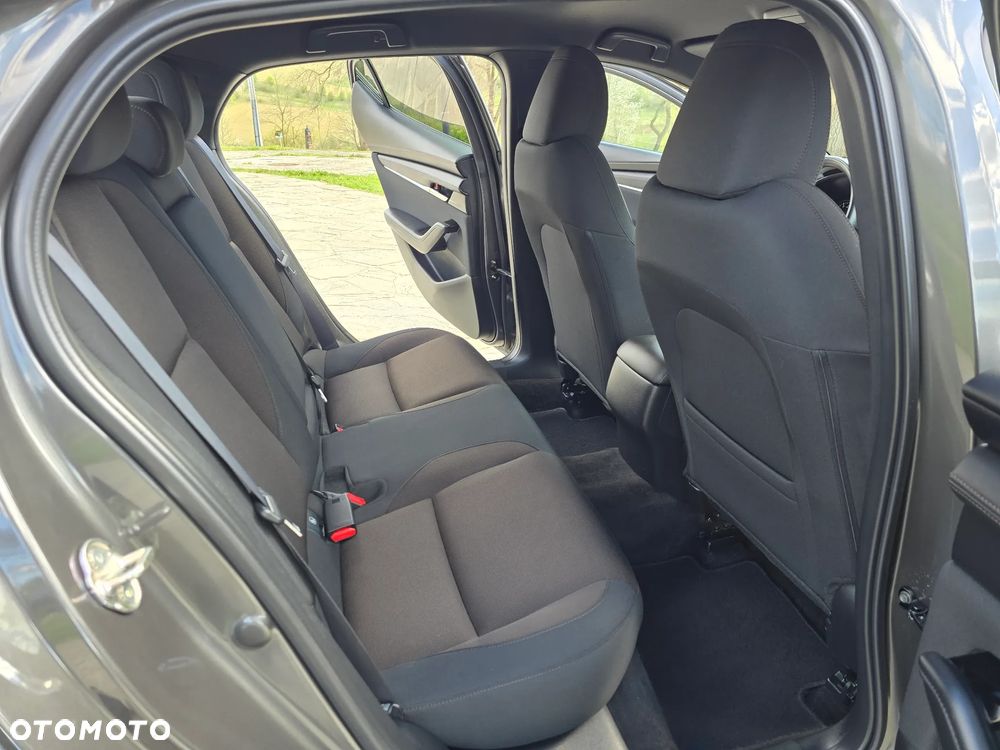 Mazda 3 e-SKYACTIV-G 2.0 M HYBRID 150 SELECTION - 30