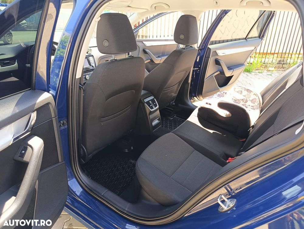 Skoda Octavia Combi 2.0 TDI Clever - 11