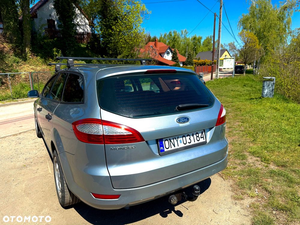 Ford Mondeo 1.8 TDCi Ambiente - 12