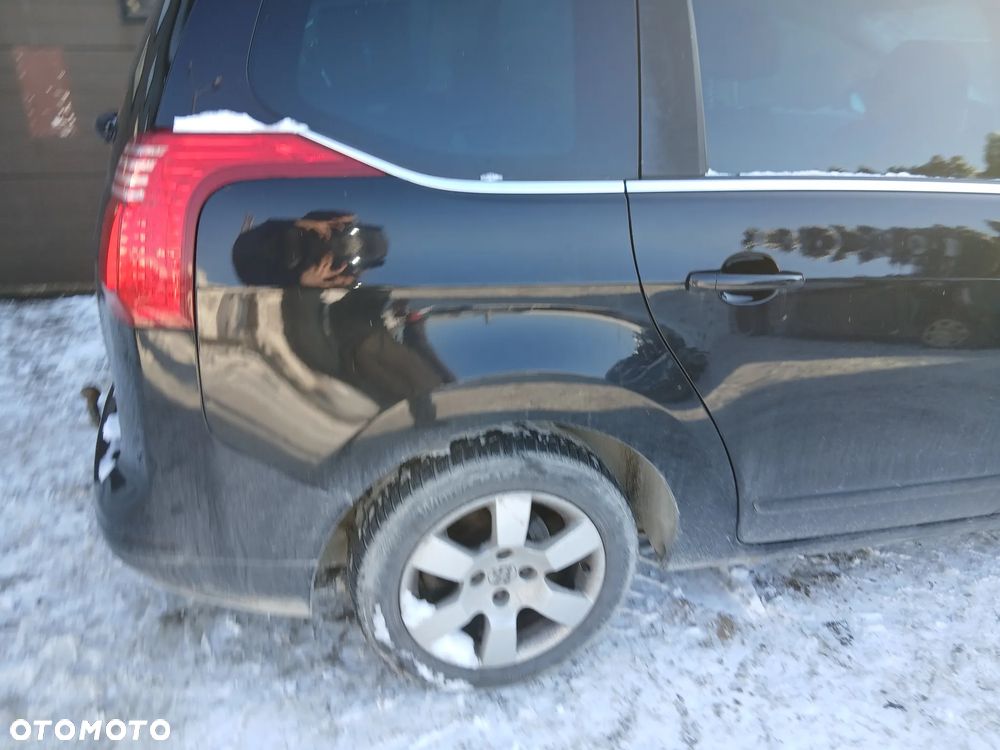 Peugeot  5008 10-  Silnik 1.6  5FV  LAkier KTVD  skrzynia drzwi   błotnik klapa maska  fotele deska - 3