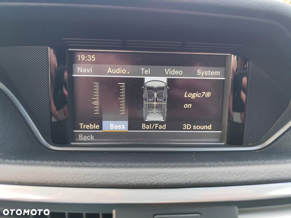 Mercedes-Benz Klasa E 500 4-Matic Avantgarde - 31
