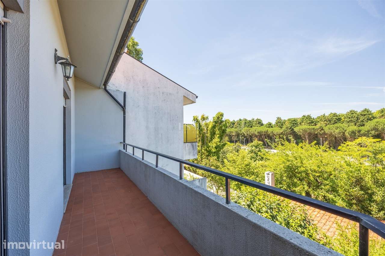Moradia T4 com Jardim e Garagem na Foz do Douro - Grande imagem: 4/44
