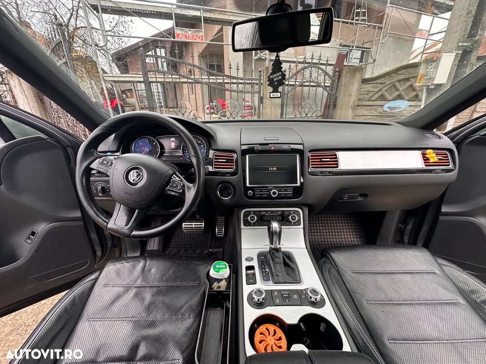 Volkswagen Touareg - 4
