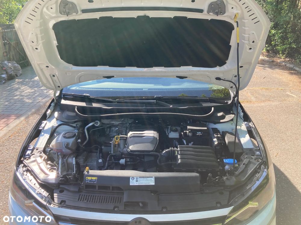 Volkswagen Polo - 19