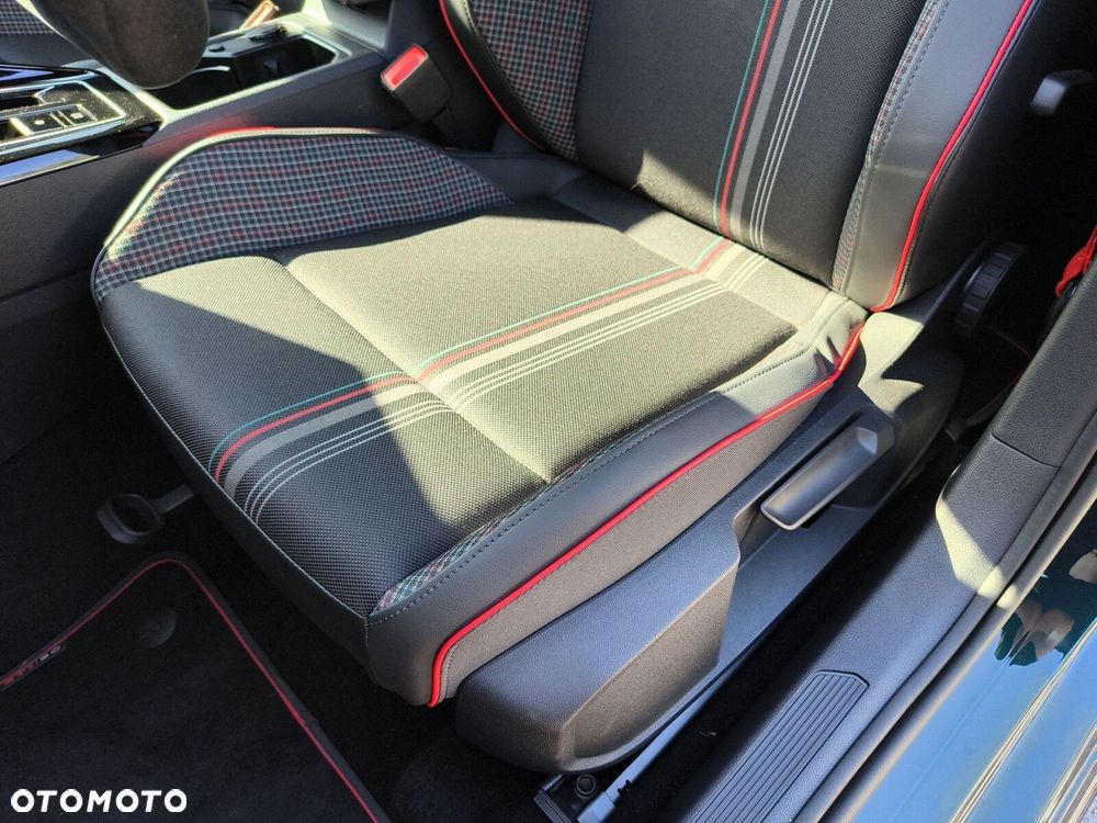 Volkswagen Golf 2.0 TSI GTI Edition 50 DSG - 13