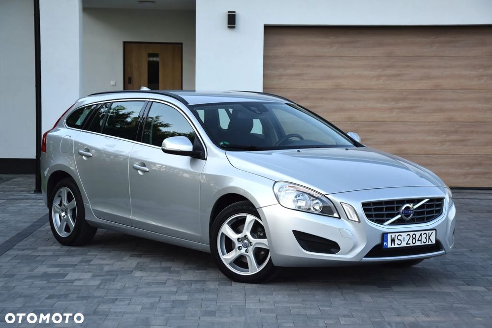Volvo V60 D3 Momentum - 2