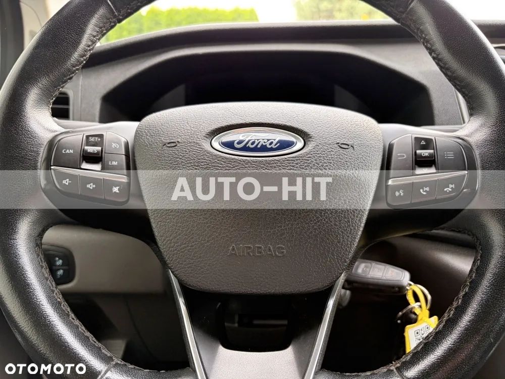 Ford Transit - 26
