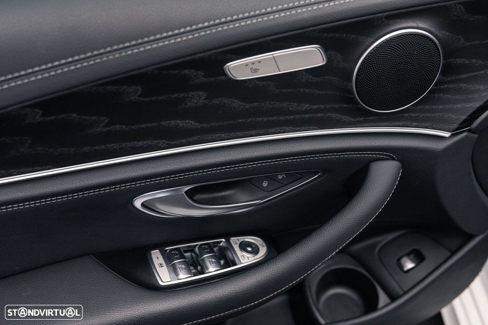 Mercedes-Benz E 300 de 9G-TRONIC AMG Line - 39