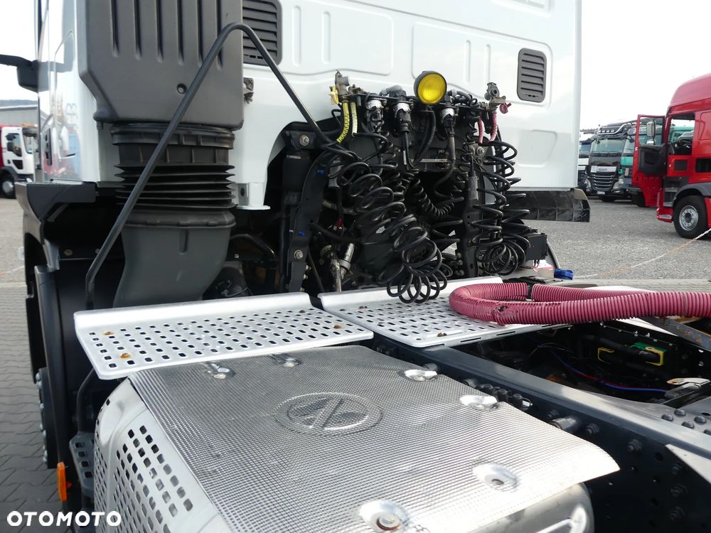 Iveco STRALIS X WAY 460 / EURO 6 / RETARDER / 480 TYS KM / - 19