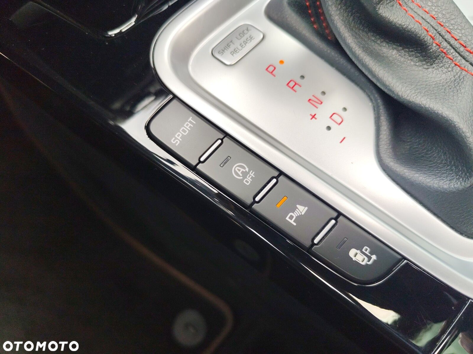 Kia ProCeed - 32