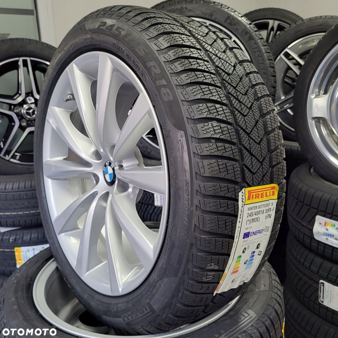 18 Zimowe ORYGINAŁ BMW 5 G30 G31 642 Nowe Pirelli - 3