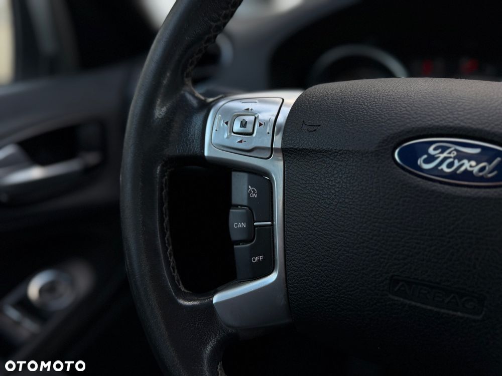 Ford Galaxy 2.0 TDCi Titanium - 26