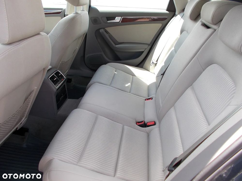 Audi A4 Avant 2.0 TDI Multitronic - 16