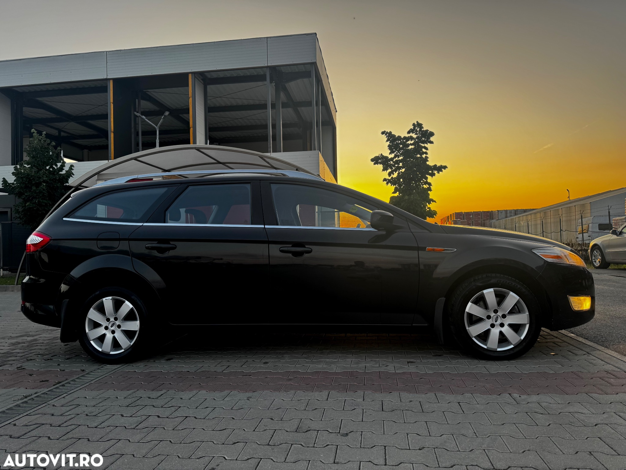 Ford Mondeo 2.0 EcoBlue Titanium - 4