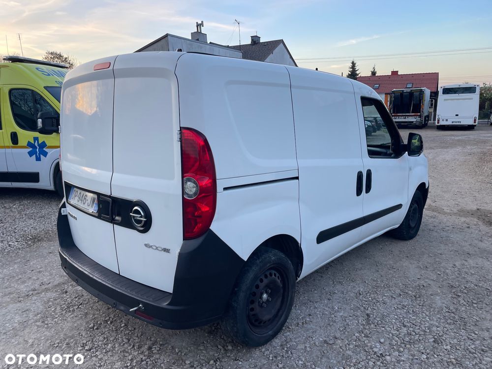 Opel Combo 1.3 CDTI 90 - 8