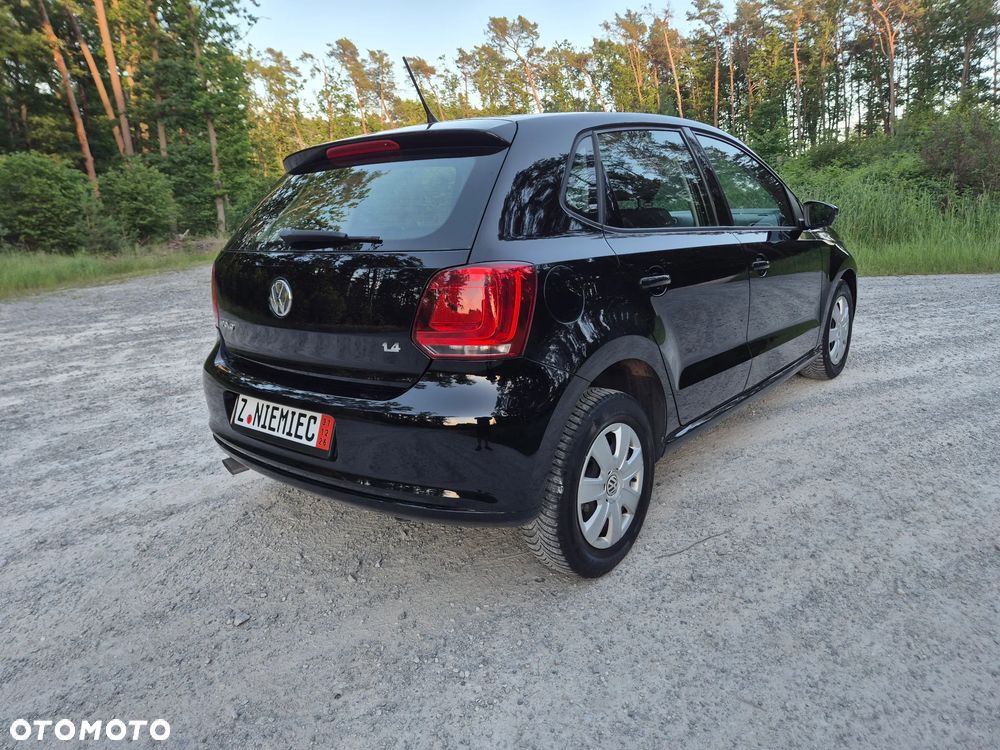 Volkswagen Polo 1.4 16V Comfortline Optimum - 14