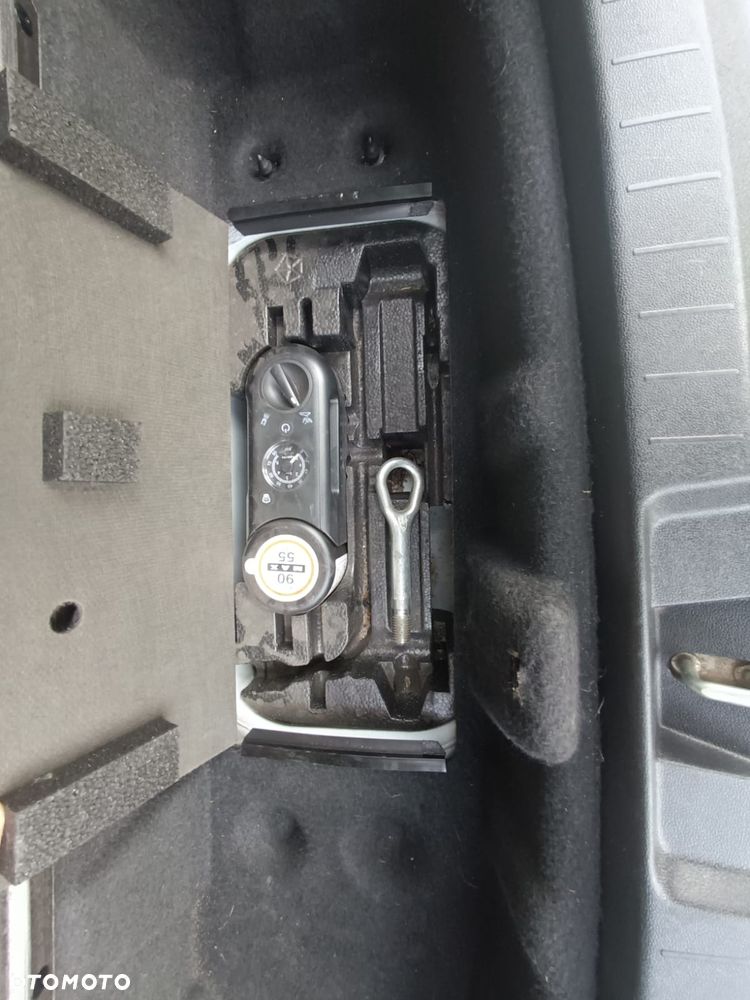 Fiat Freemont 2.0 Multijet 16V DPF Automatik Allrad Cross - 19