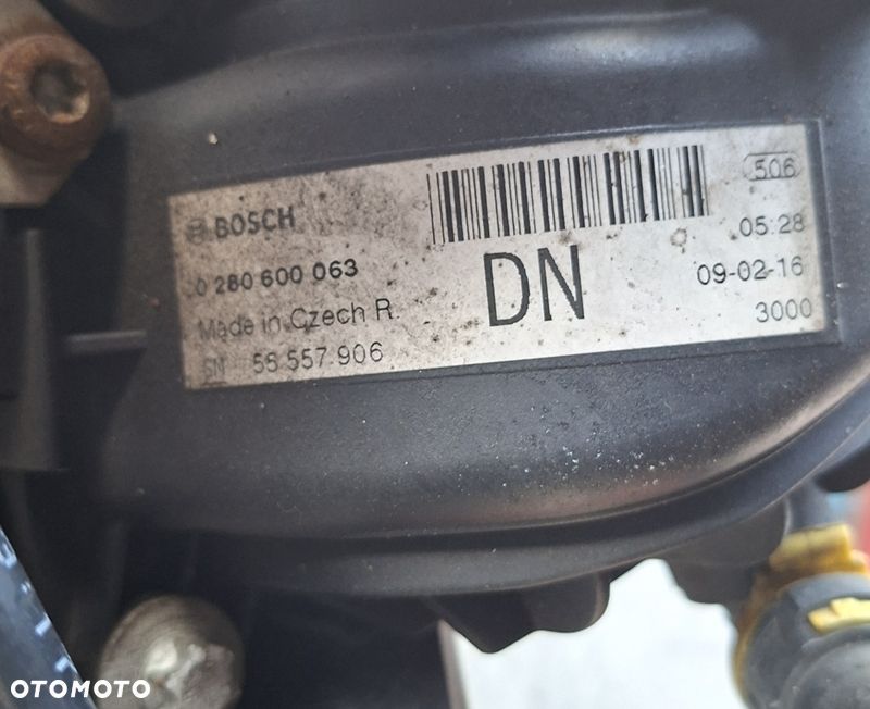 OPEL CORSA D 09r 3D 1.2 KOLEKTOR SSĄCY 55557906DN - 2