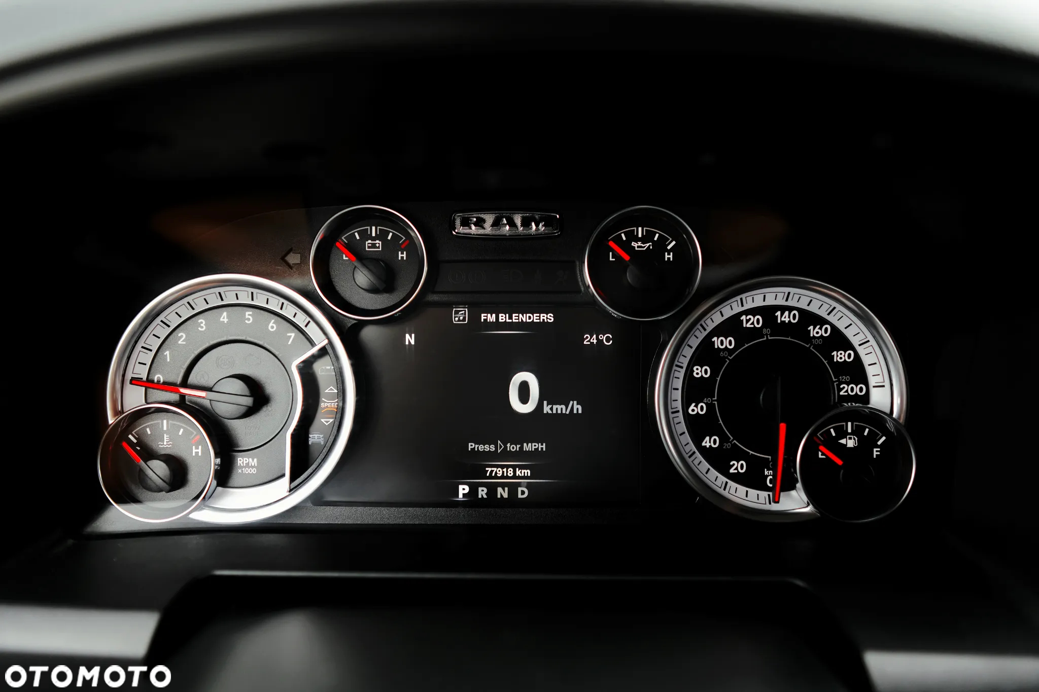 RAM 1500 - 22