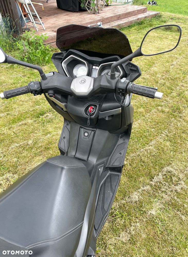 Yamaha X-max - 9