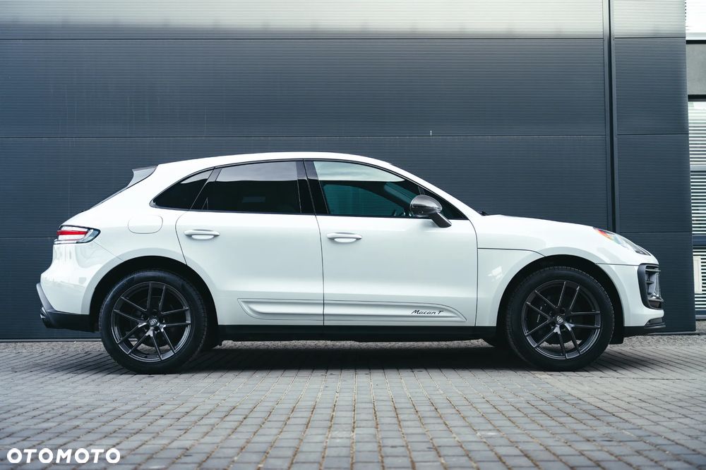 Porsche Macan T - 6