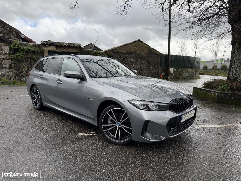 BMW 330 e Pack 50 anos M Auto - 2