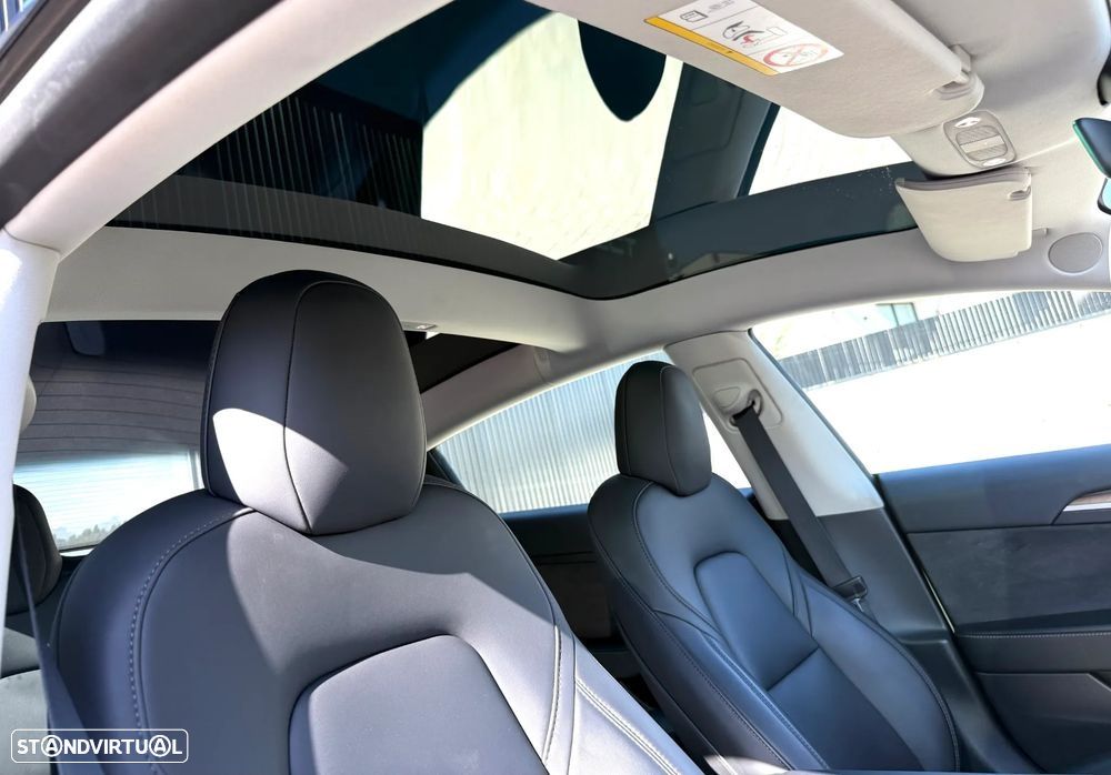 Tesla Model 3 Tração Traseira - 29