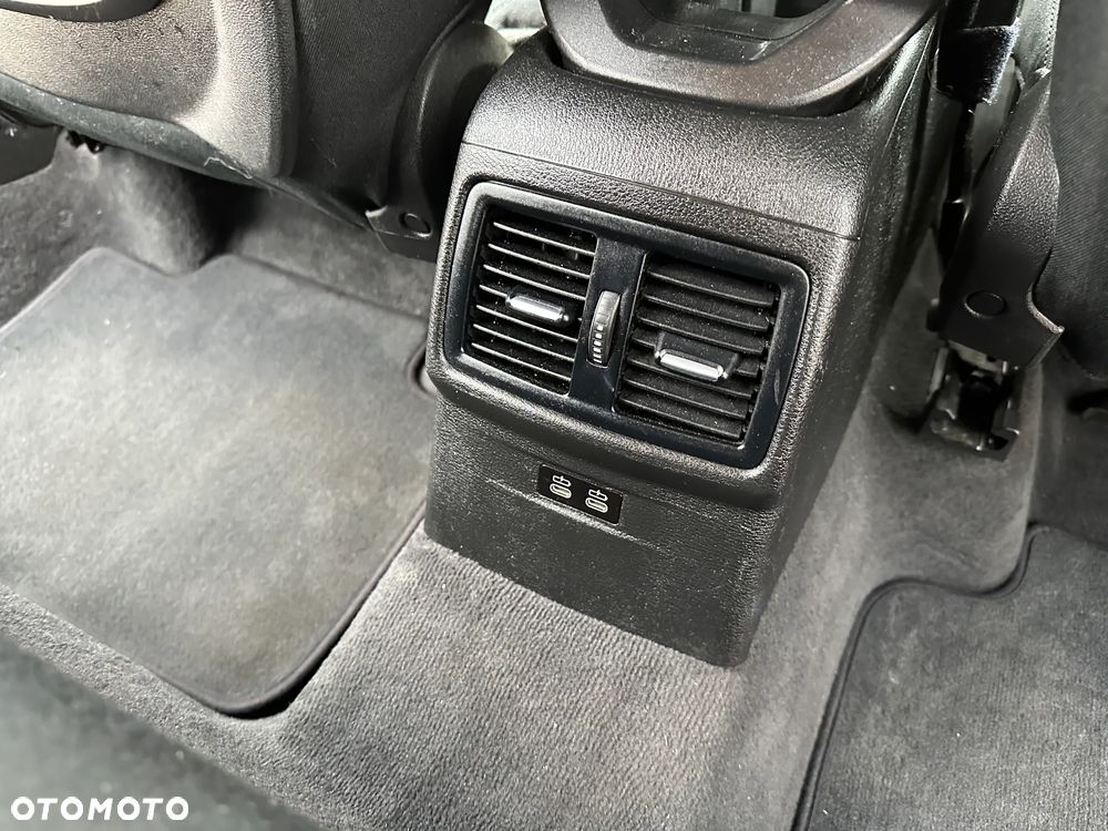 BMW X1 - 27
