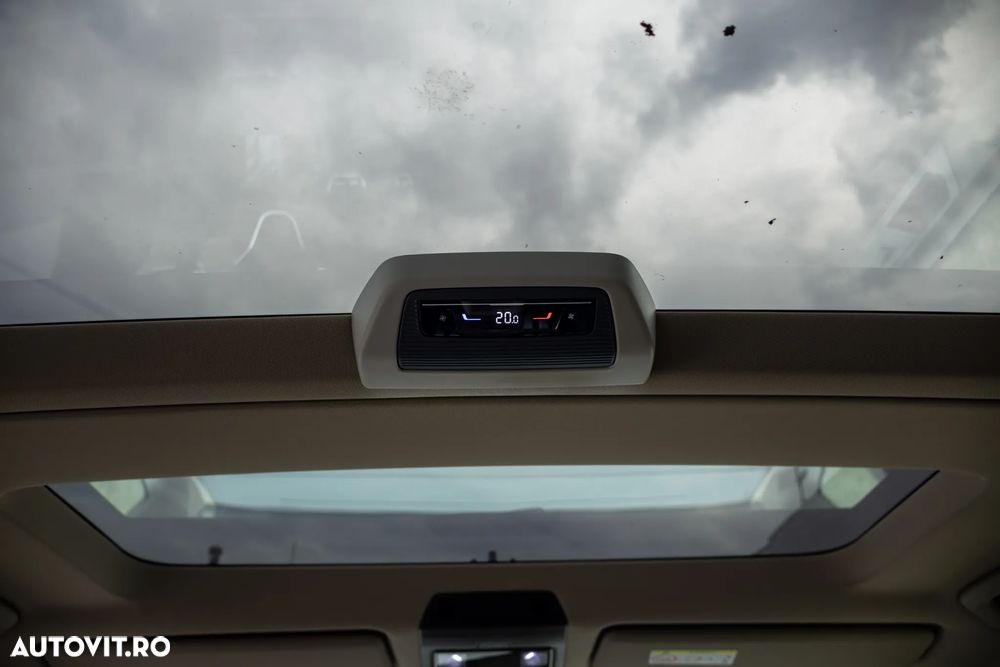 Volkswagen Multivan L 2.0 TDI DSG 110KW Style - 28