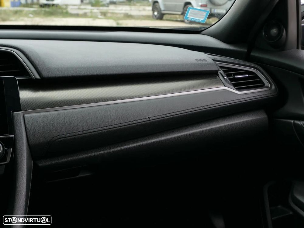 Honda Civic 1.6 i-DTEC Executive Premium 9AT - 39