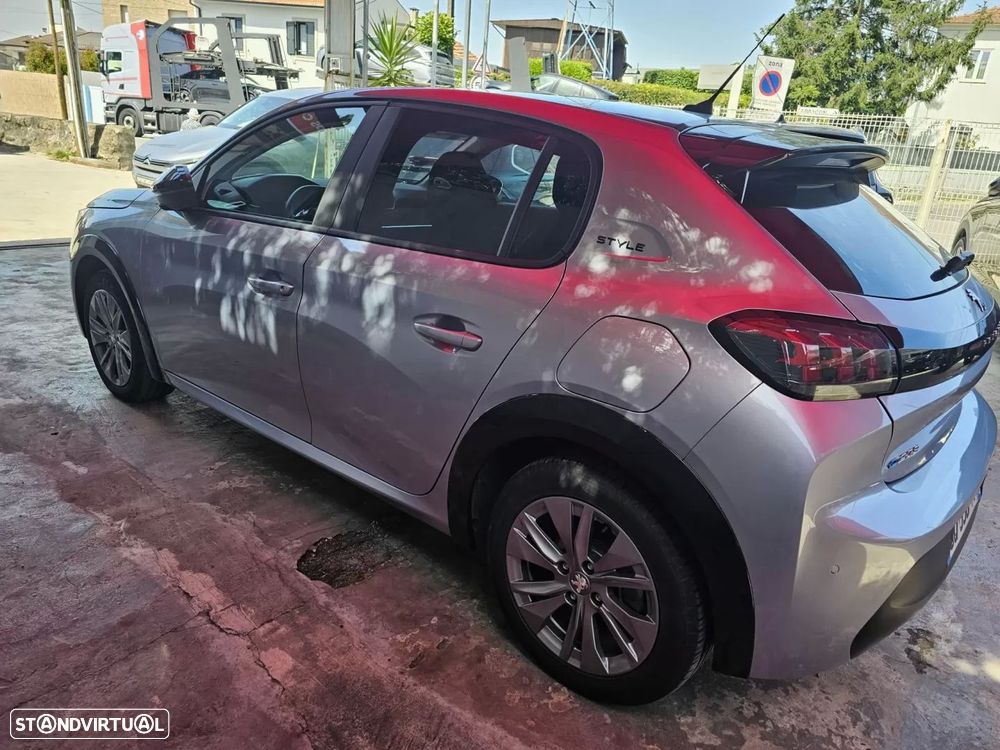 Peugeot e-208 50 kWh Style - 5