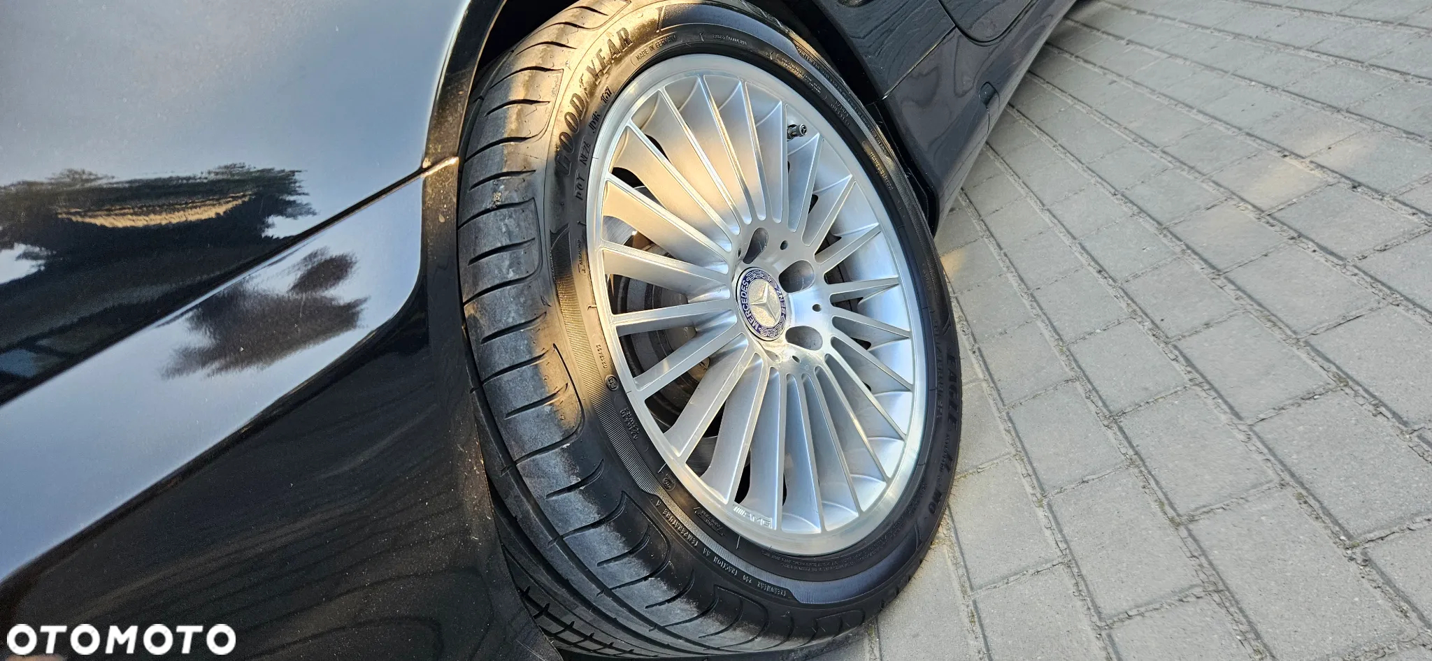 Mercedes-Benz SL - 15