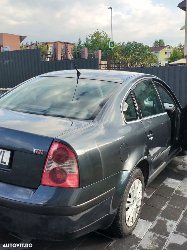 Volkswagen Passat - 3